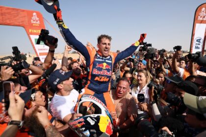 Histórico: el argentino Luciano Benavides ganó el Rally Dakar por 2 segundos tras una dramática definición en motos