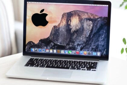 Apple prepara el mayor salto en pantallas de su historia: OLED para cinco líneas de productos en solo dos años