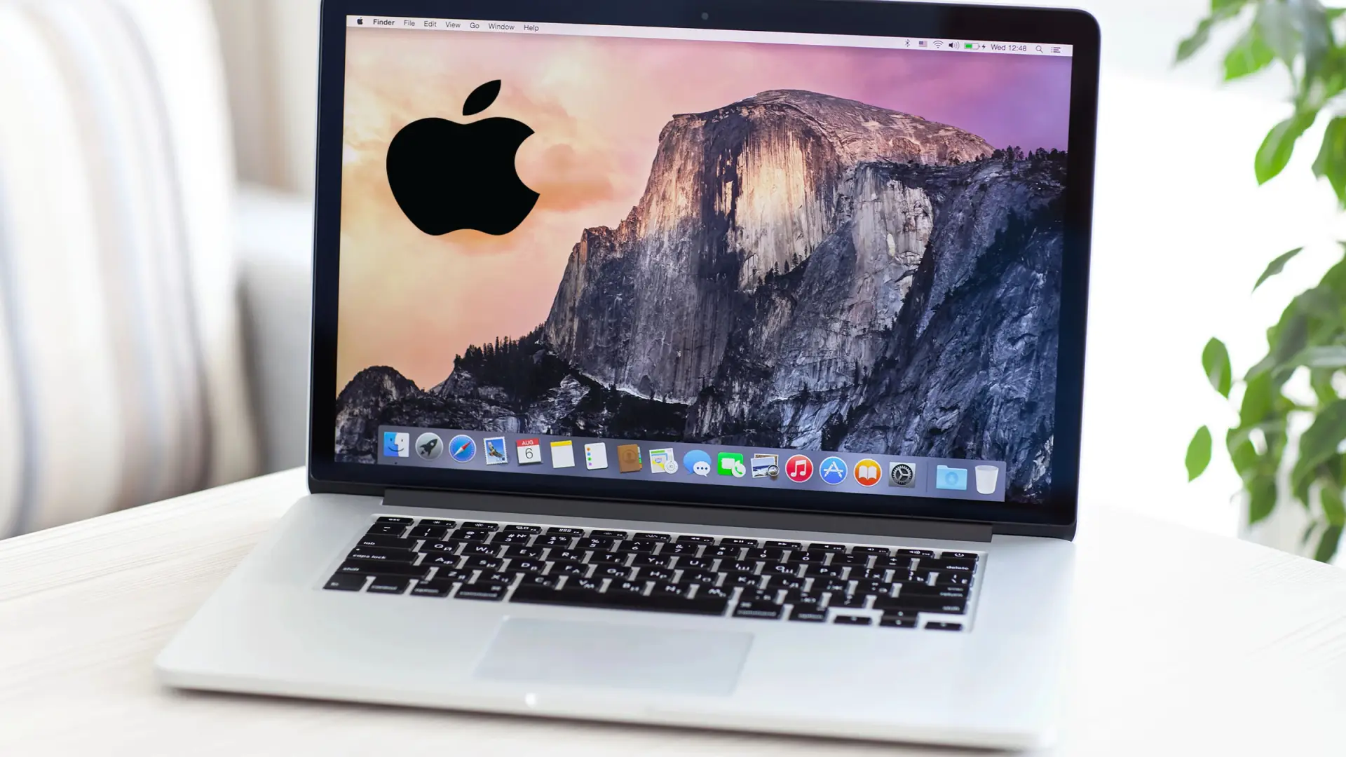 Apple prepara el mayor salto en pantallas de su historia: OLED para cinco líneas de productos en solo dos años