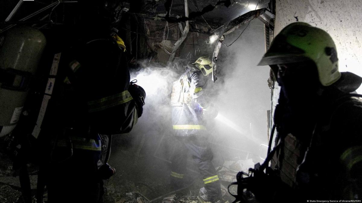 Ataque ruso deja un millón de hogares sin electricidad en Ucrania