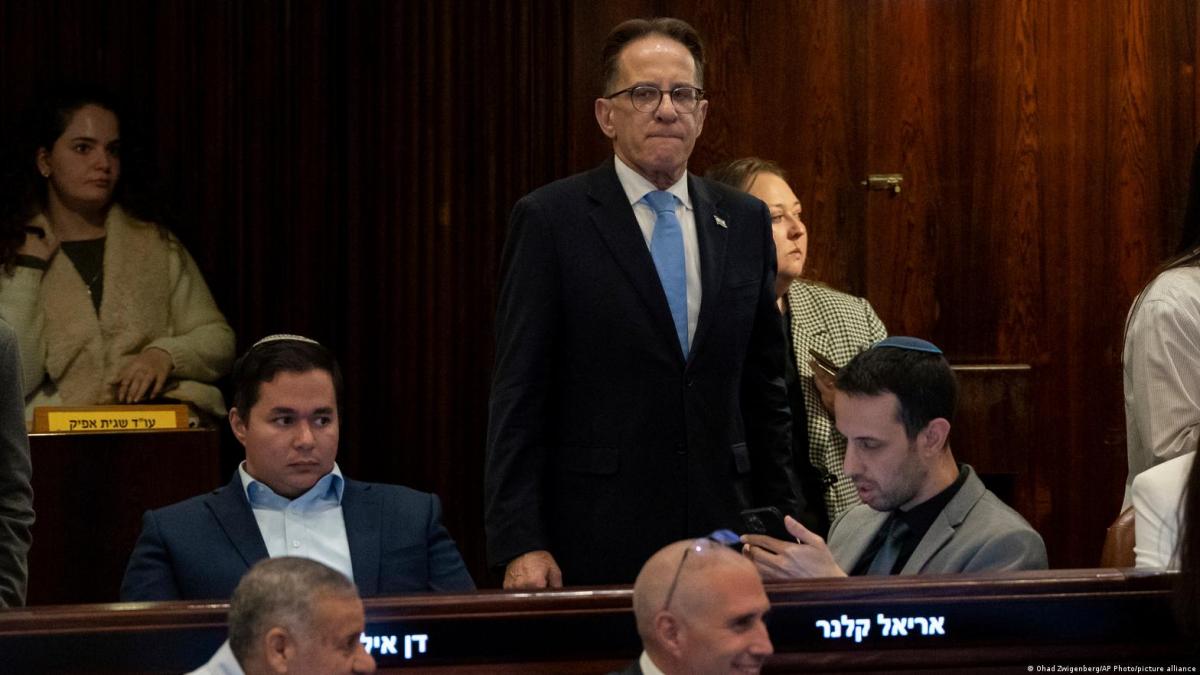 Detienen al jefe de gabinete de Benjamín Netanyahu