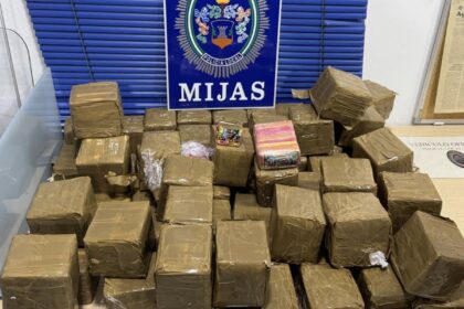 Detenidas dos personas e intervenidos unos 75 kilos de hachís tras un suceso con armas de fuego en Mijas (Málaga)