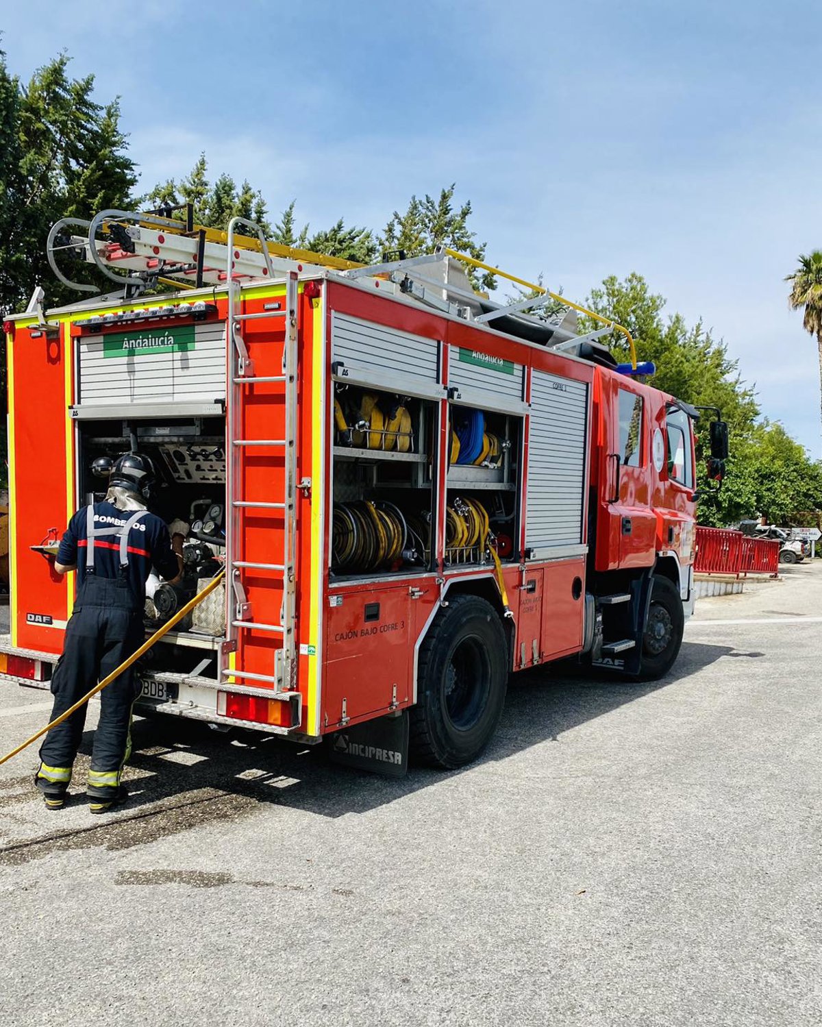 Desalojado de su vivienda en Úbeda (Jaén) tras un incendio que ha calcinado la cocina