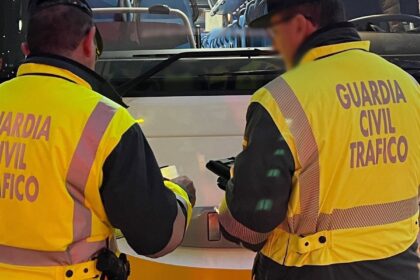 Investigado tras acudir con su coche a un examen para recuperar el carné de conducir en Plasencia