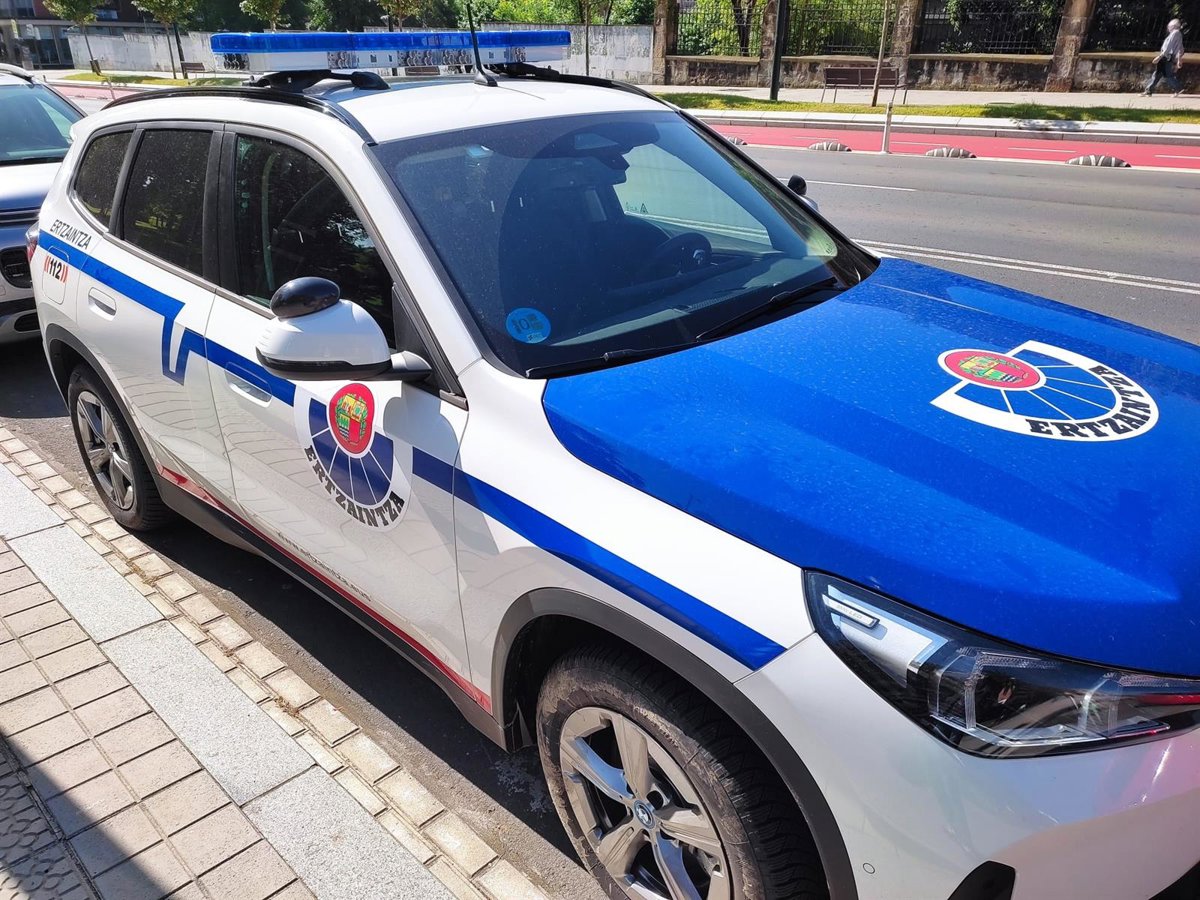Dos detenidos en Vitoria tras cometer un robo en Olaberria (Gipuzkoa) y darse a la fuga en un coche