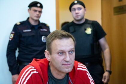 Países europeos acusan al Kremlin de envenenar a Navalny con toxina de rana dardo