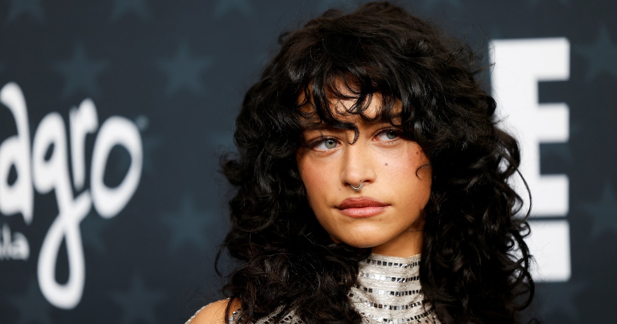 Quién es Odessa A’zion, la actriz que pasó de audicionar para “Euphoria” a brillar junto a Timothée Chalamet en “Marty Supreme”