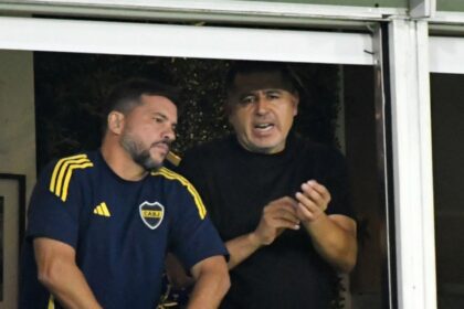 La Bombonera habló: del gesto de Riquelme a las reprobaciones generalizadas del hincha de Boca con foco en Cavani