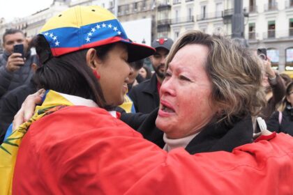 Por qué España va a contracorriente del mundo y tiene una política migratoria abierta
