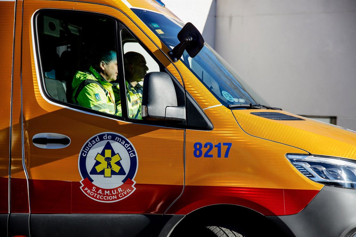 Herido grave un motorista de reparto tras colisionar con un coche en la M-11 en Hortaleza