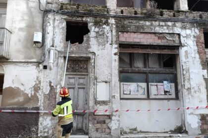 Bomberos de la DPT atienden numerosas incidencias por el viento en diferentes puntos de la provincia de Teruel