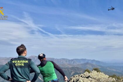 El dispositivo de búsqueda del desaparecido en la alquería hurdana de Cerezal se reanuda con más de 30 agentes