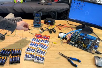 Descubren cuántas pilas alcalinas necesitas para hacer funcionar un PC de escritorio
