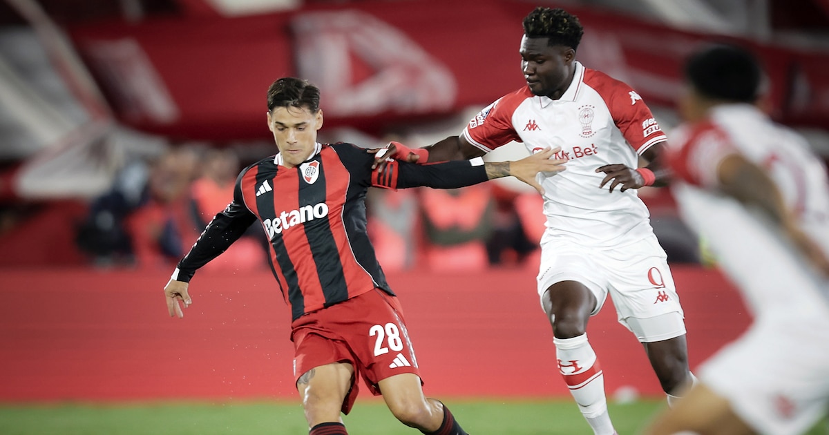 En el debut del Chacho Coudet, River Plate vence a Huracán por el Torneo Apertura