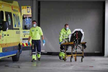 Herido un hombre en silla de ruedas en un atropello en Pamplona