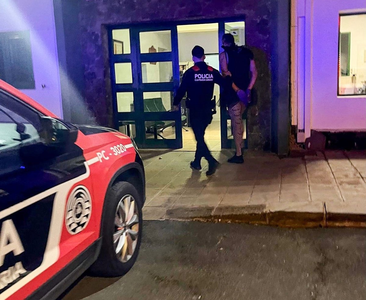 La Policía Canaria levanta 17 actas y detiene a dos personas en los carnavales de Gran Tarajal