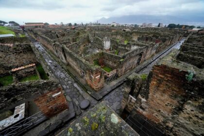Arqueólogos hallan indicios de un arma romana similar a una “ametralladora” en Pompeya