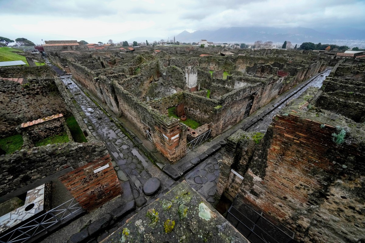 Arqueólogos hallan indicios de un arma romana similar a una “ametralladora” en Pompeya