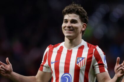La inflexible postura que tomó Atlético de Madrid ante el interés de Barcelona por Julián Álvarez