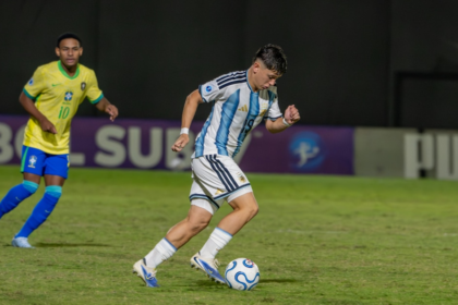 Argentina perdió 3-0 el clásico ante Brasil y postergó su clasificación a la Fase Final del Sudamericano Sub 17