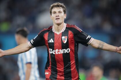 River le ganó a Racing en Avellaneda y logró su quinto triunfo consecutivo en el torneo con Coudet como entrenador