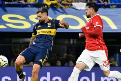 Boca Juniors empató 1-1 ante Independiente en la Bombonera y sigue tercero en la Zona A del Torneo Apertura
La lupa sobre el penal que sancionó Andrés Merlos a instancias del VAR en el clásico Boca-Independiente