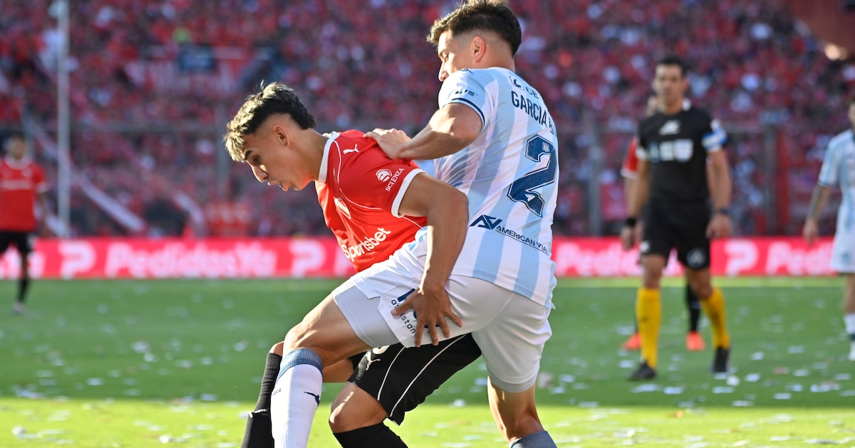 Independiente y Racing empatan en una nueva edición del Clásico de Avellaneda
El penal que falló Maravilla Martínez y la llamativa reacción del arquero Rey en el clásico Independiente-Racing