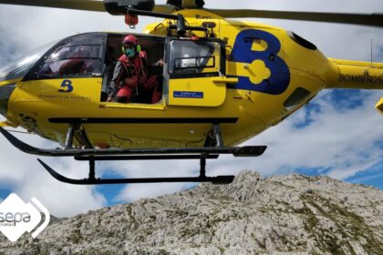 Una mujer sufre heridas tras la caída de una piedra en Morcín y es evacuada por el SEPA