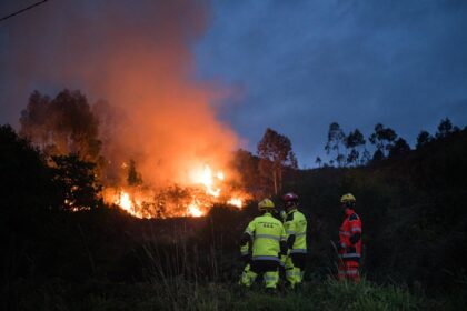 Desactivado el nivel 2 de emergencia por incendios en Ponteareas (Pontevedra)