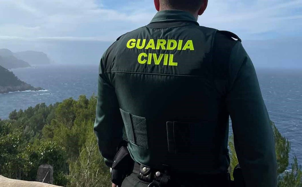 Herido un menor al caer desde varios metros de altura en un hotel de Calvià
