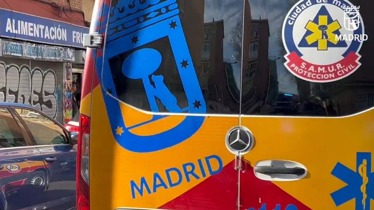 Herido de gravedad un hombre de 44 años tras una agresión con arma blanca en Usera