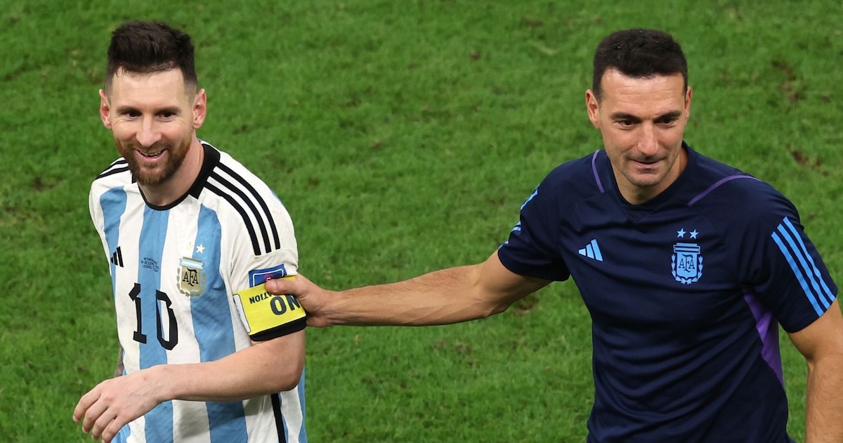 Lionel Scaloni en una rueda de prensa con la selección argentina