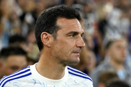 Lionel Scaloni analiza posibles jugadores para el Mundial 2026