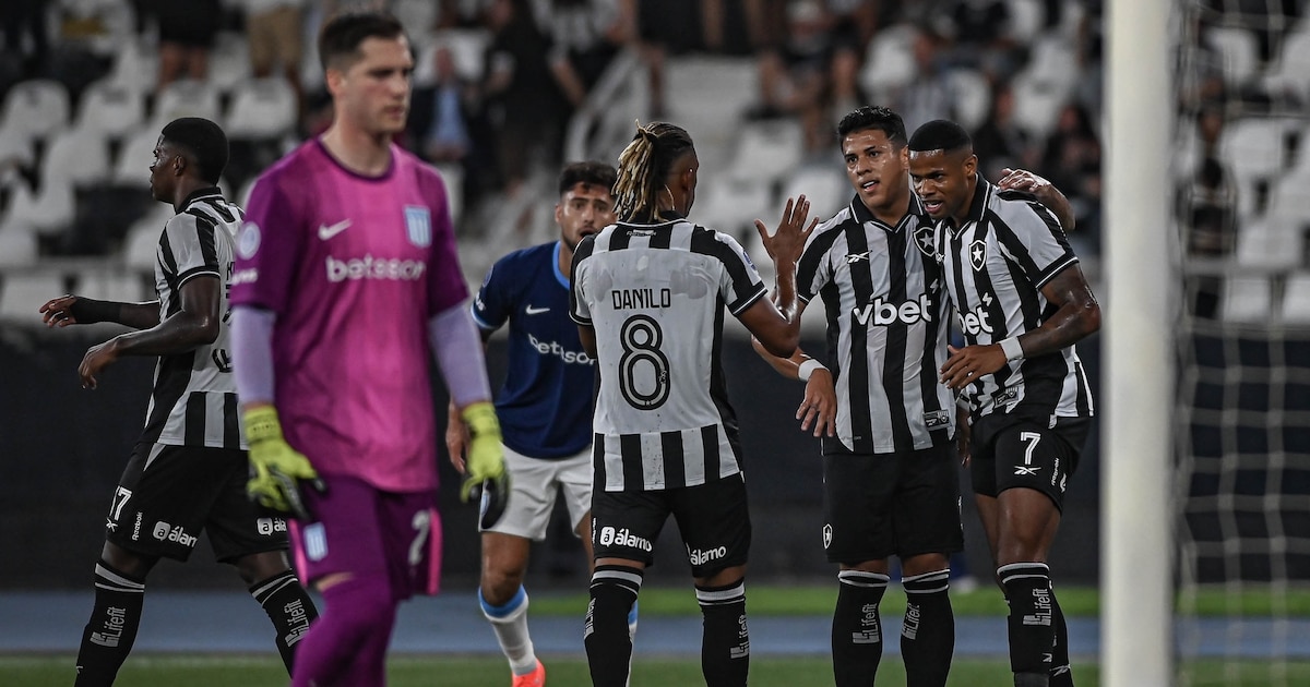 Racing Club cayó ante Botafogo en Río de Janeiro