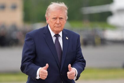 El presidente de EE. UU., Donald Trump, hablando en conferencia de prensa en la Casa Blanca
