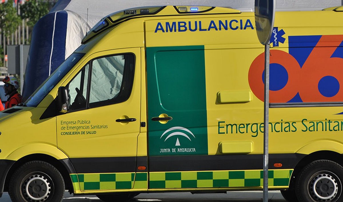 Moto abandonada junto al cuerpo en un desnivel de la A-7000 en los Montes de Málaga