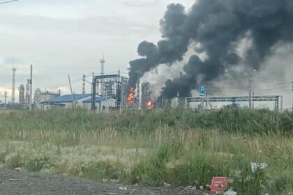 Ucrania alcanza dos refinerías rusas en Tatarstán con intensos ataques aéreos